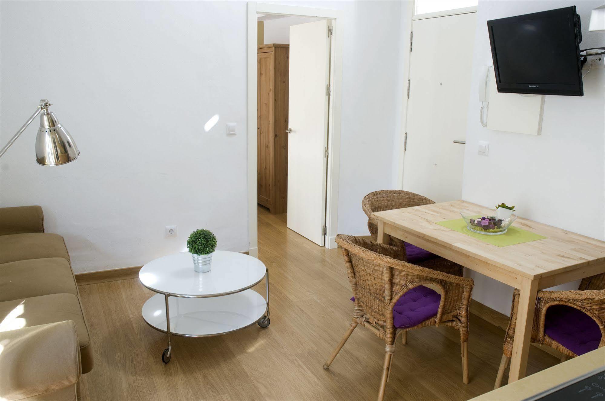 Life Apartments Quintana Sevilla Exterior foto
