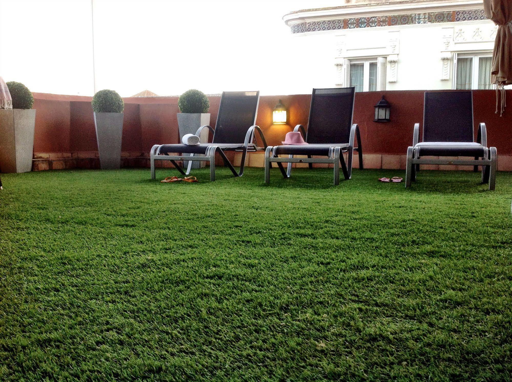 Life Apartments Quintana Sevilla Exterior foto